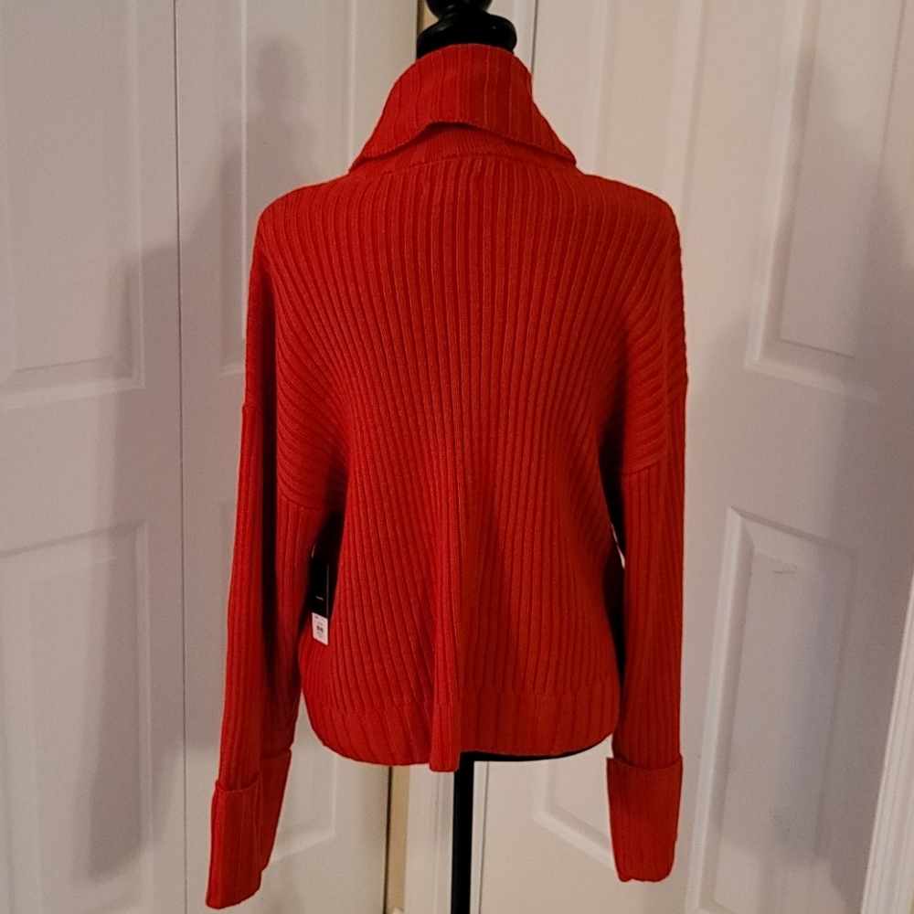 ❗HP❗☆ Nine West ☆ NWT Red Turtleneck Sweater Large - Picture 3 of 7